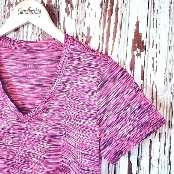 Reebok V-neck Athletic Top Pink Size S - Picture 3 of 10